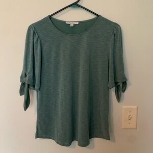 Green Envelope NWOT teal short-sleeve top/blouse